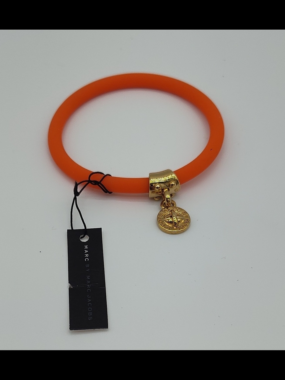 MARC BY MARC JACOBS Neon Orange Rubber Bracelet Gold Charm Bangle NWT